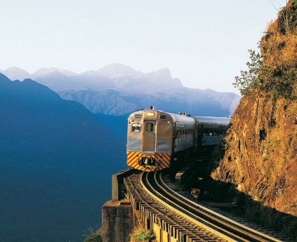 Passeio de trem no Brasil fica entre os melhores do mundo