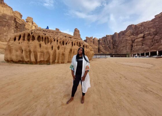 A Arábia Saudita agora oferece e-visas para viajantes, inclusive mulheres viajando sozinhas