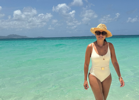 A nova temporada terá paradas no Caribe, na Itália, no Peru e em Fernando de Noronha; na imagem, a apresentadora Daniela Filomeno na caribenha Anguilla
