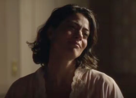 Clarice (Carol Castro)