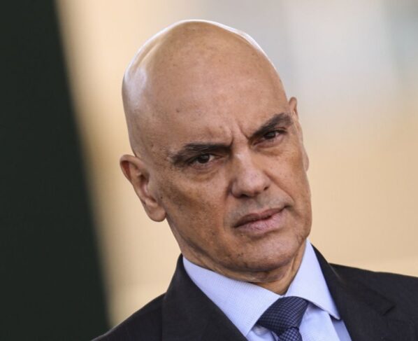 Moraes e ministros “aliados” proibidos de entrar nos Estados Unidos